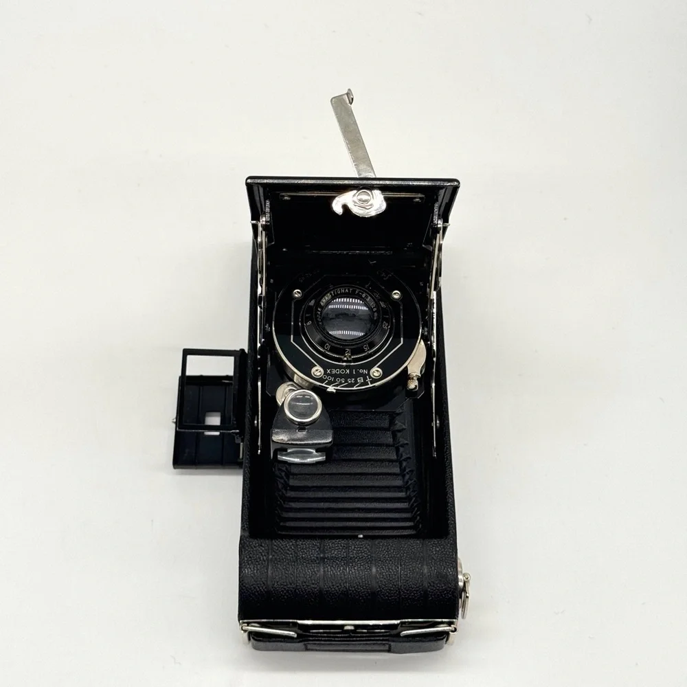 KODAK JUNIOR SIX-16 FOLDING CAMERA WITH CASE